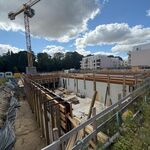 August: Die Tiefgarage wird gebaut!