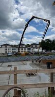 Juni: Die Bodenplatte der Tiefgarage ist fertig!